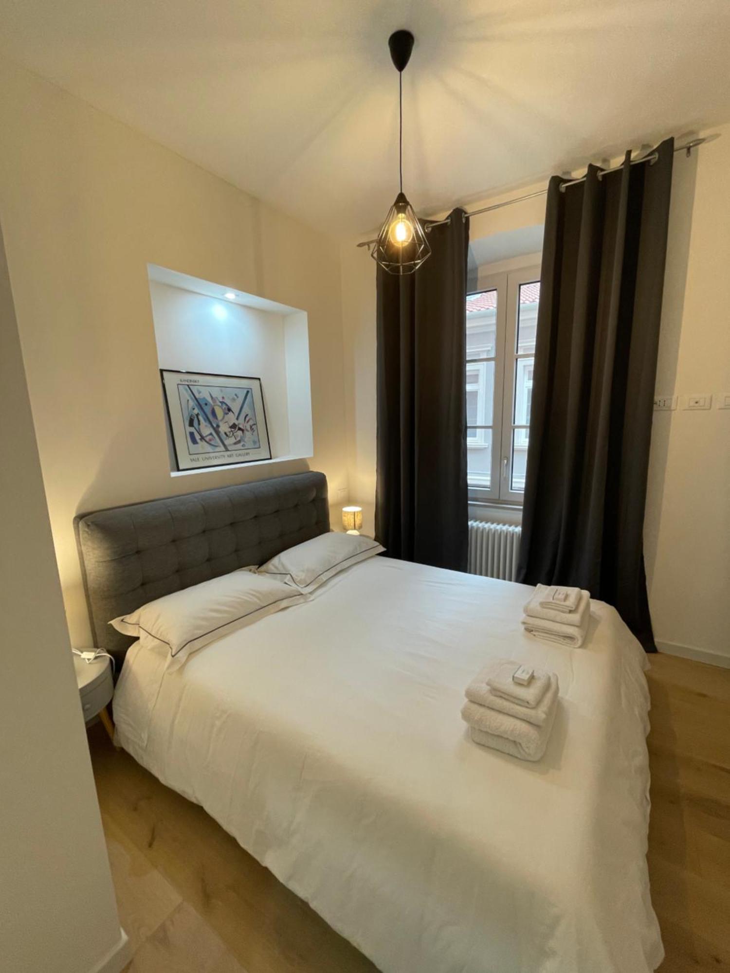 Apartament Le Vie Del Vento - Garibaldi Triest Zewnętrze zdjęcie