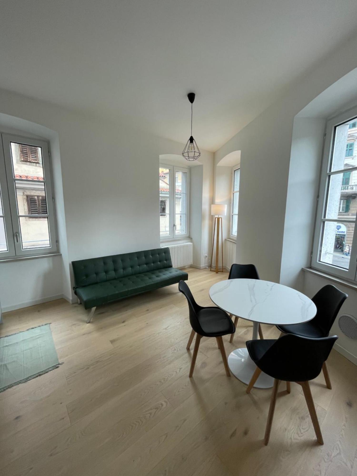 Apartament Le Vie Del Vento - Garibaldi Triest Zewnętrze zdjęcie